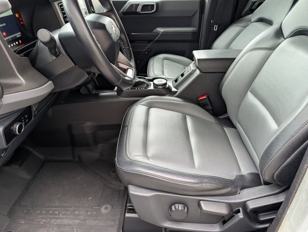 Used 2024 Ford Bronco Everglades image 25