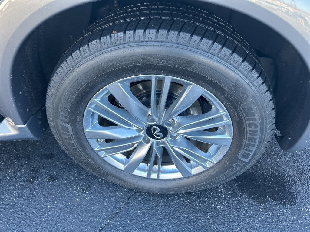 Used 2019 INFINITI QX80 Luxe image 12