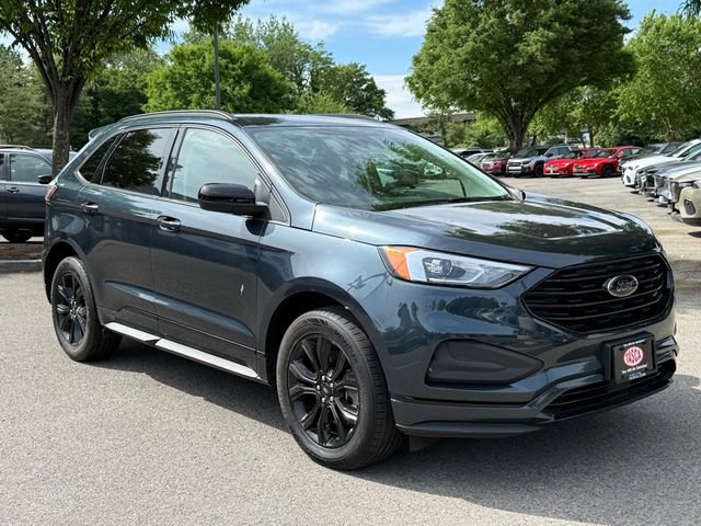 Used 2023 Ford Edge SE w/ Black Appearance Package AWD/4WD image 4