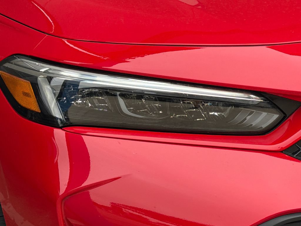 Used 2025 Honda Civic Sport image 4