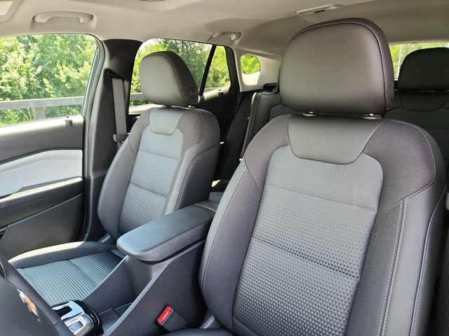 New 2026 Chevrolet Trax LT w/ Sunroof Package FWD image 13