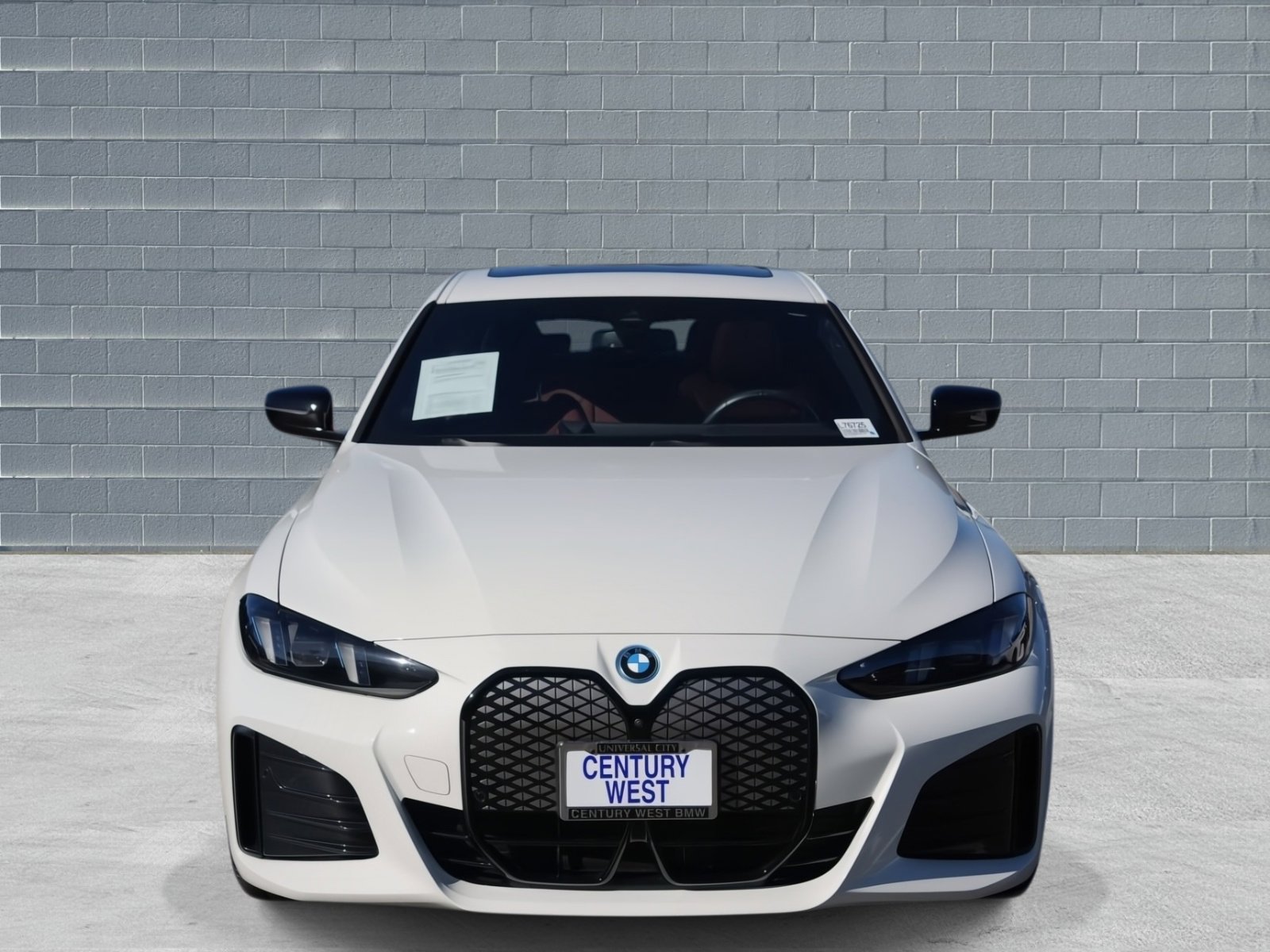 Used 2025 BMW i4 eDrive40 w/ M Sport Package image 2