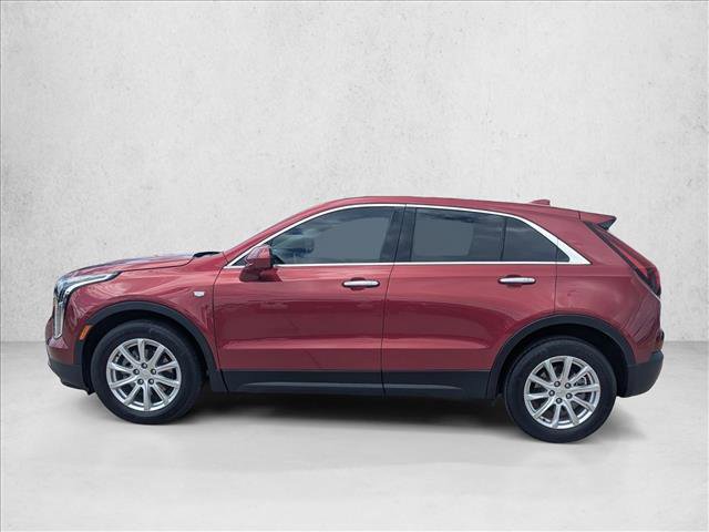 Used 2023 Cadillac XT4 Luxury w/ Cold Weather Package FWD image 9