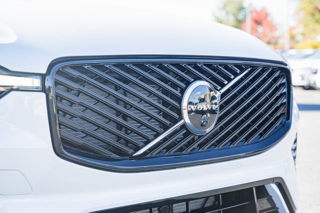 New 2026 Volvo XC60 B5 Ultra w/ Protection Package Premier image 11