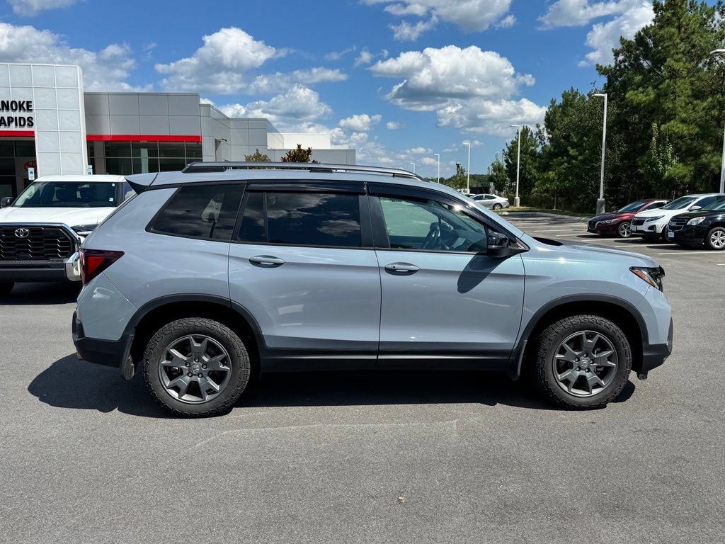 Used 2025 Honda Passport TrailSport image 7