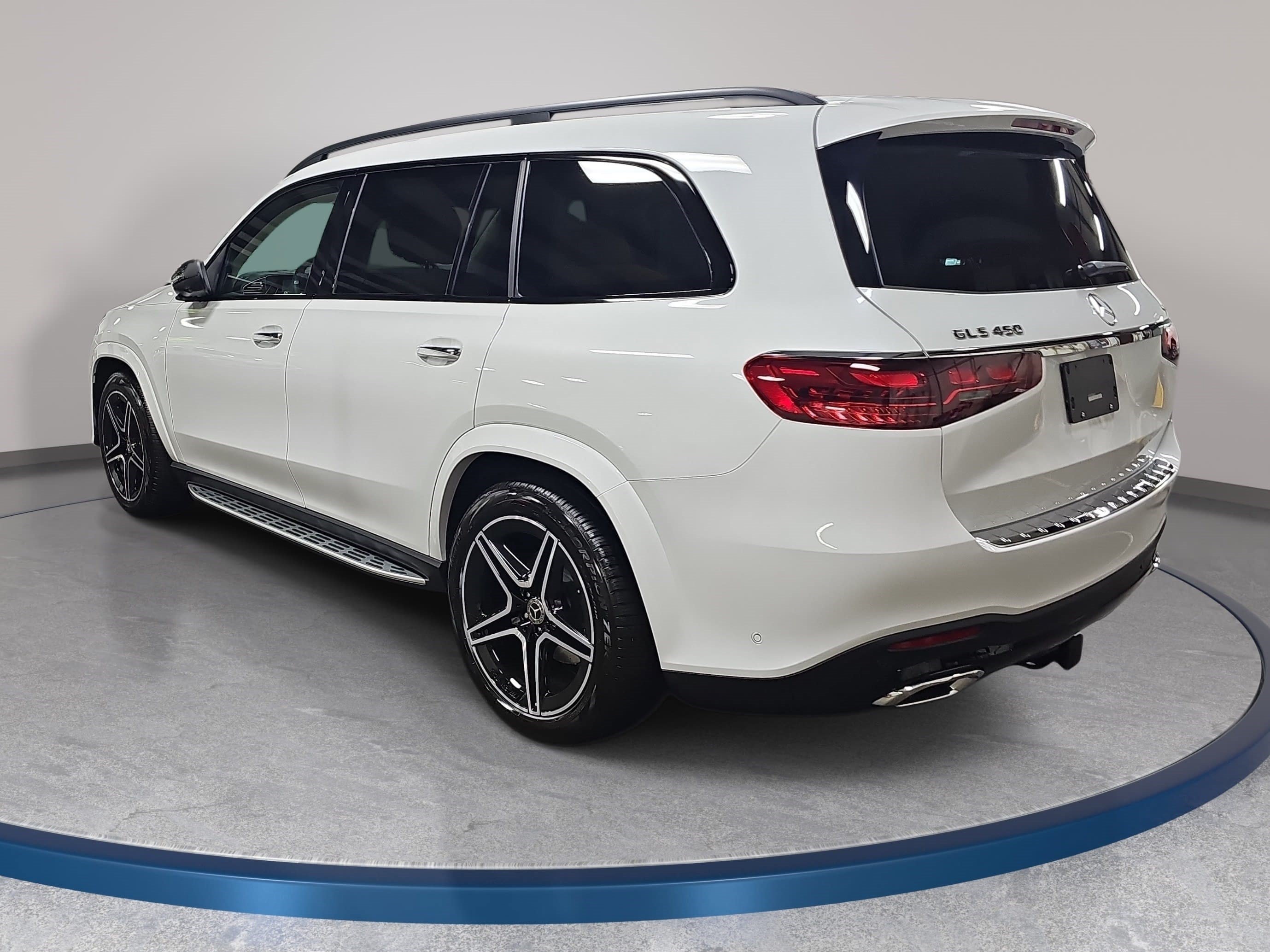 New 2026 Mercedes-Benz GLS 450 4MATIC image 7