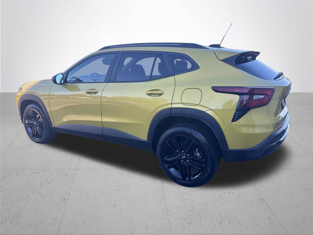 Used 2024 Chevrolet Trax ACTIV FWD image 10