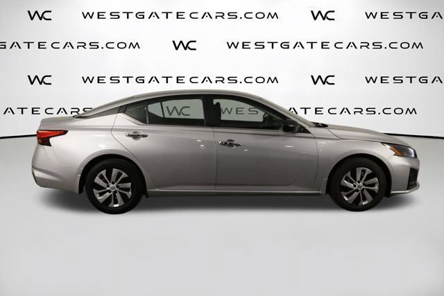 Used 2024 Nissan Altima 2.5 S FWD image 37