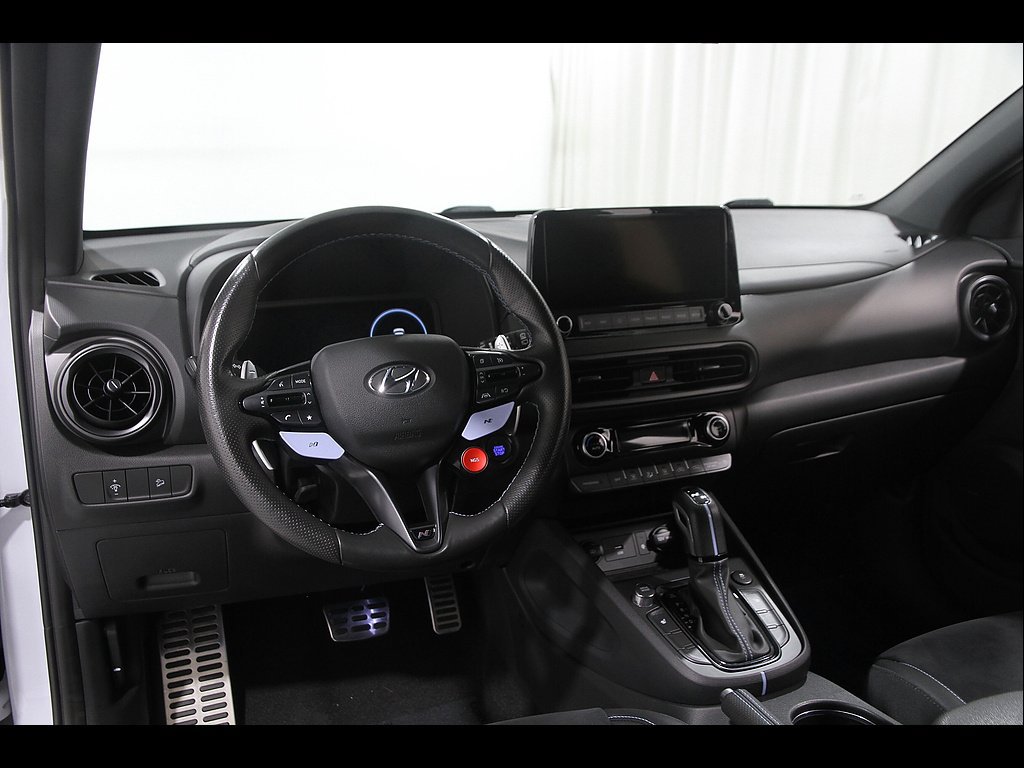 Certified 2022 Hyundai Kona N FWD image 6