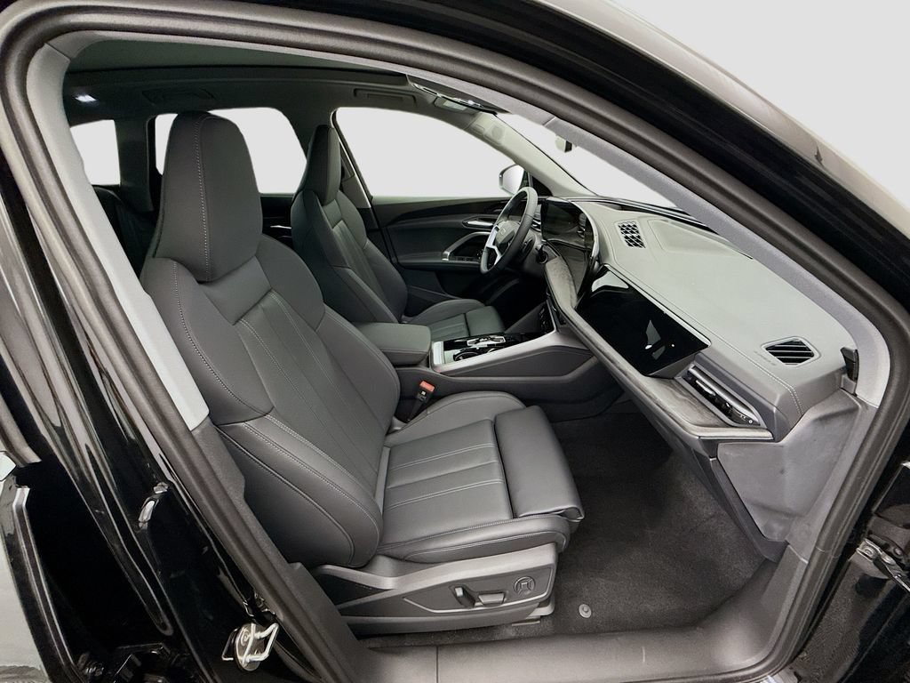 Used 2025 Audi Q5 Premium Plus w/ Premium Plus AWD/4WD image 20