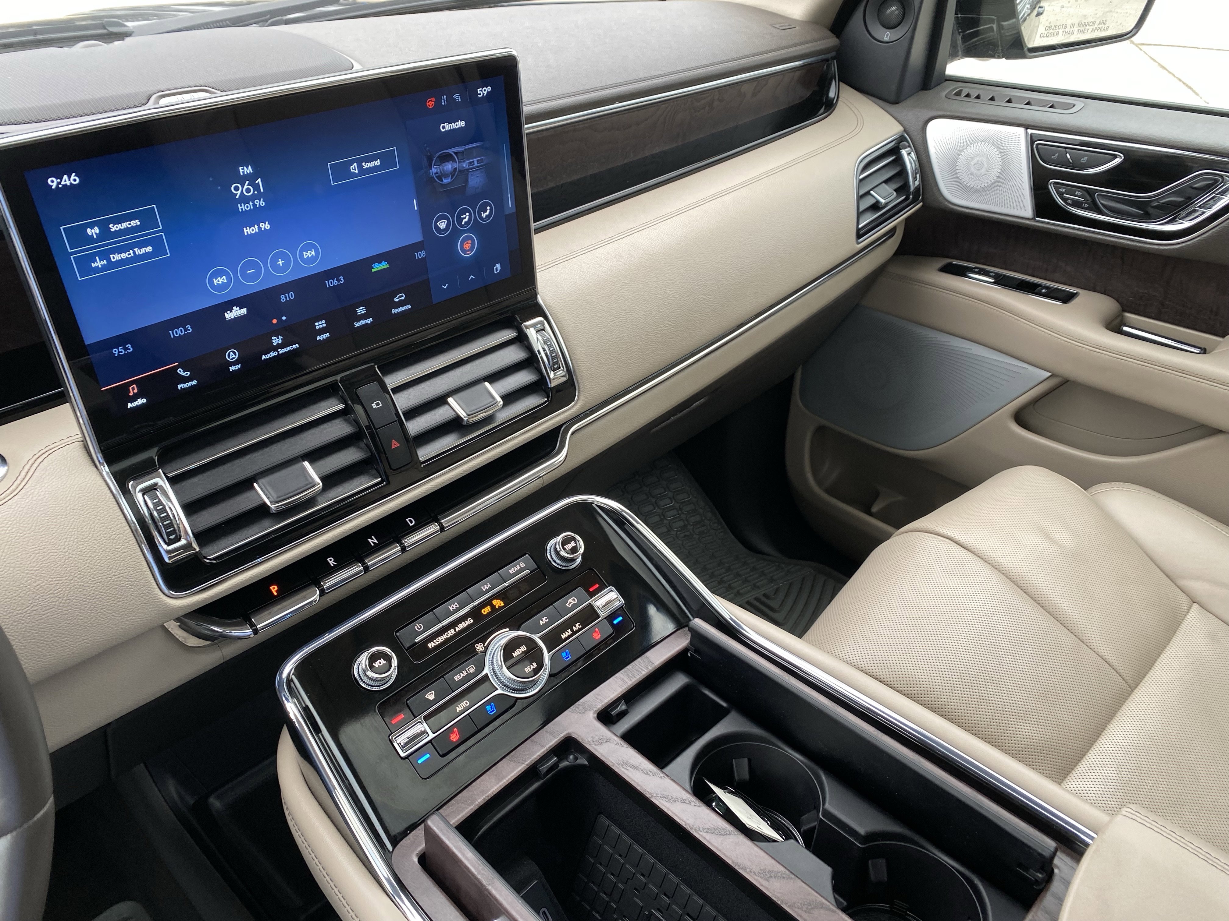 Used 2024 Lincoln Navigator Reserve image 21