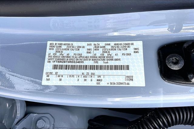 Used 2024 Ford F250 Lariat w/ Chrome Package image 20