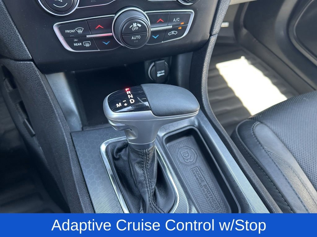 Used 2015 Dodge Charger SXT w/ AWD Premium Group image 22