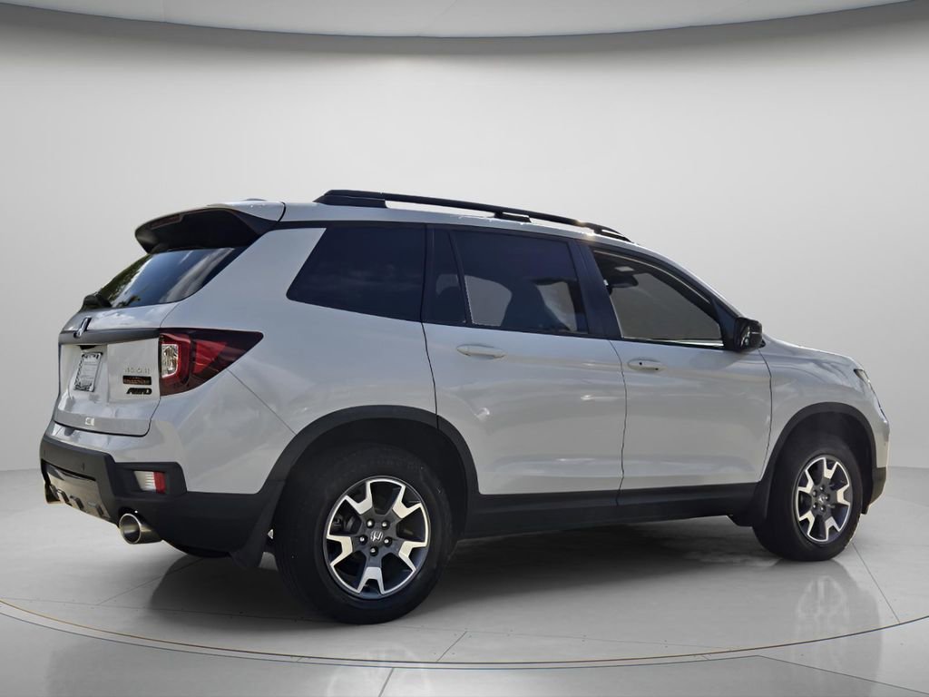 Certified 2023 Honda Passport TrailSport image 7
