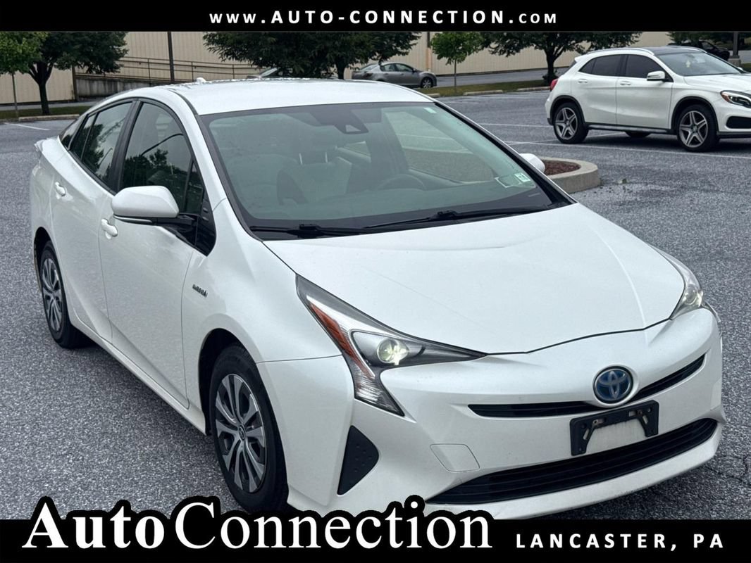 Used 2017 Toyota Prius Two