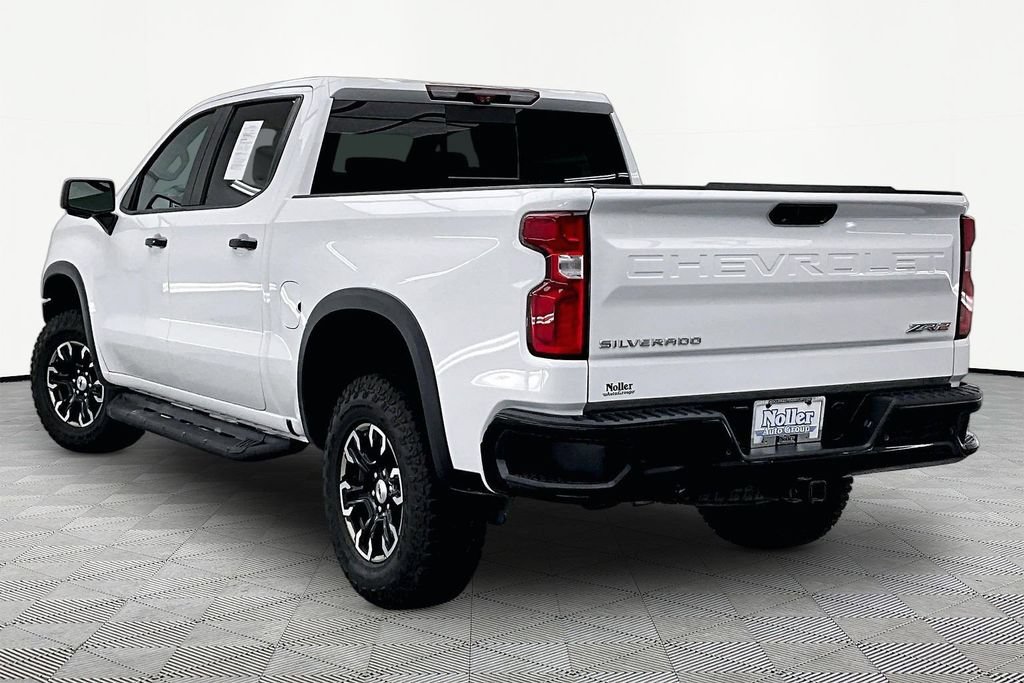 Used 2022 Chevrolet Silverado 1500 ZR2 w/ Technology Package AWD/4WD image 13