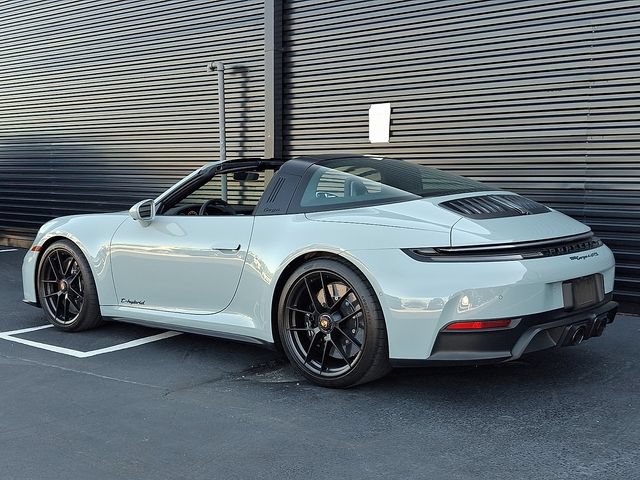 Certified 2025 Porsche 911 Targa 4 GTS AWD/4WD image 3