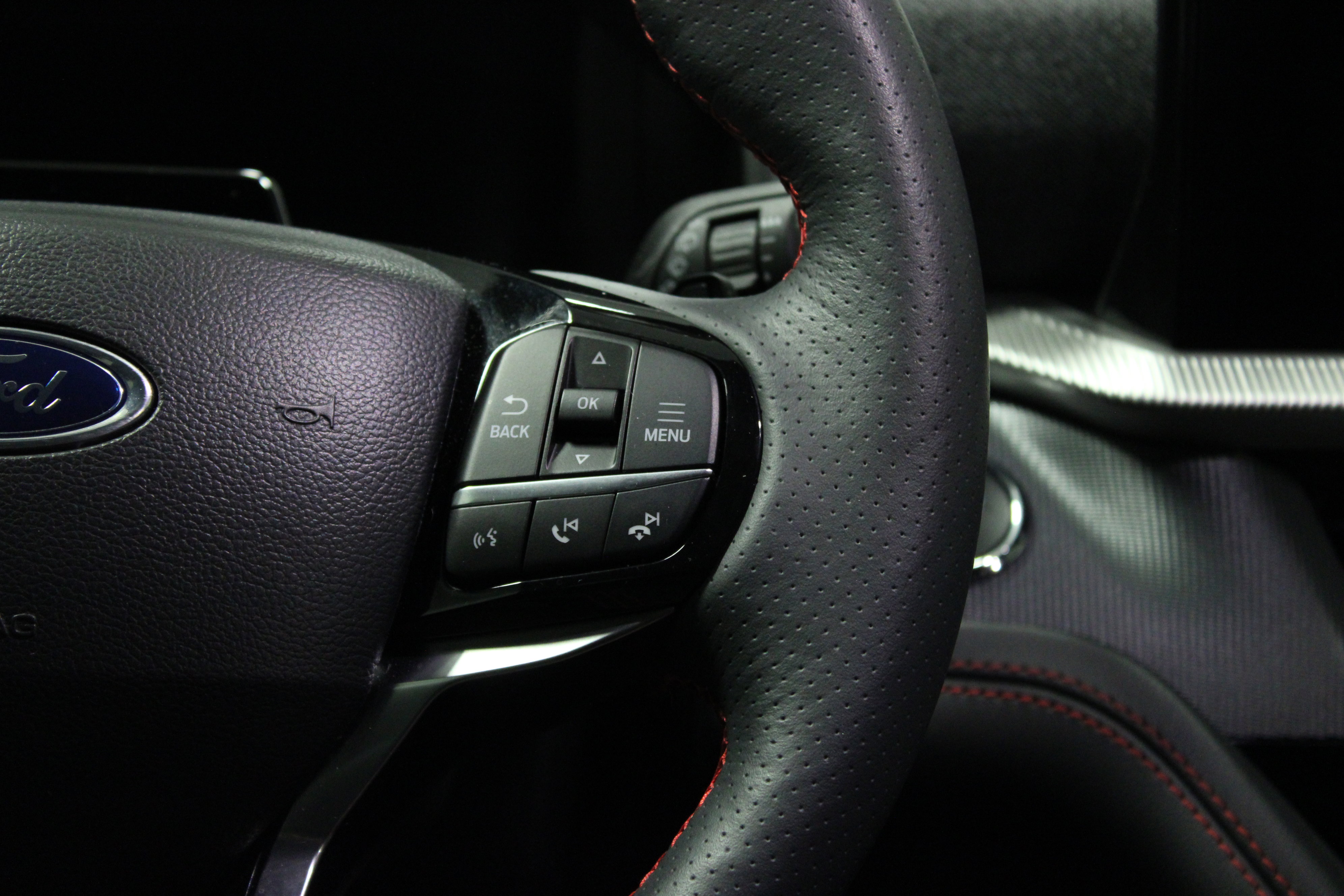 Used 2025 Ford Explorer ST image 25