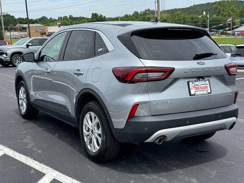 Used 2023 Ford Escape Active AWD/4WD image 6