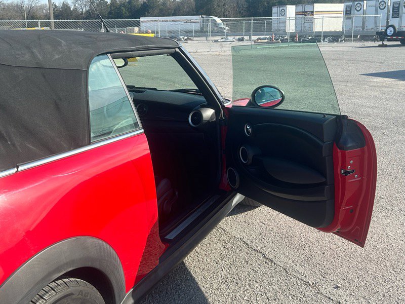 Used 2015 MINI Cooper S image 18