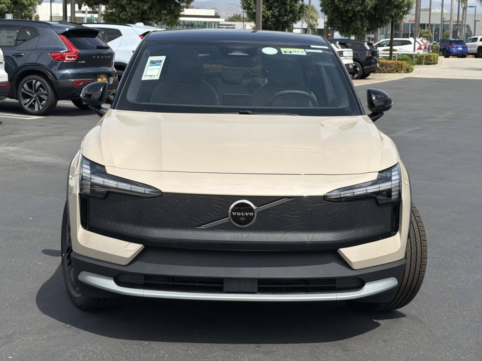 New 2026 Volvo EX30 Cross Country Ultra w/ Protection Package Premier AWD/4WD image 2