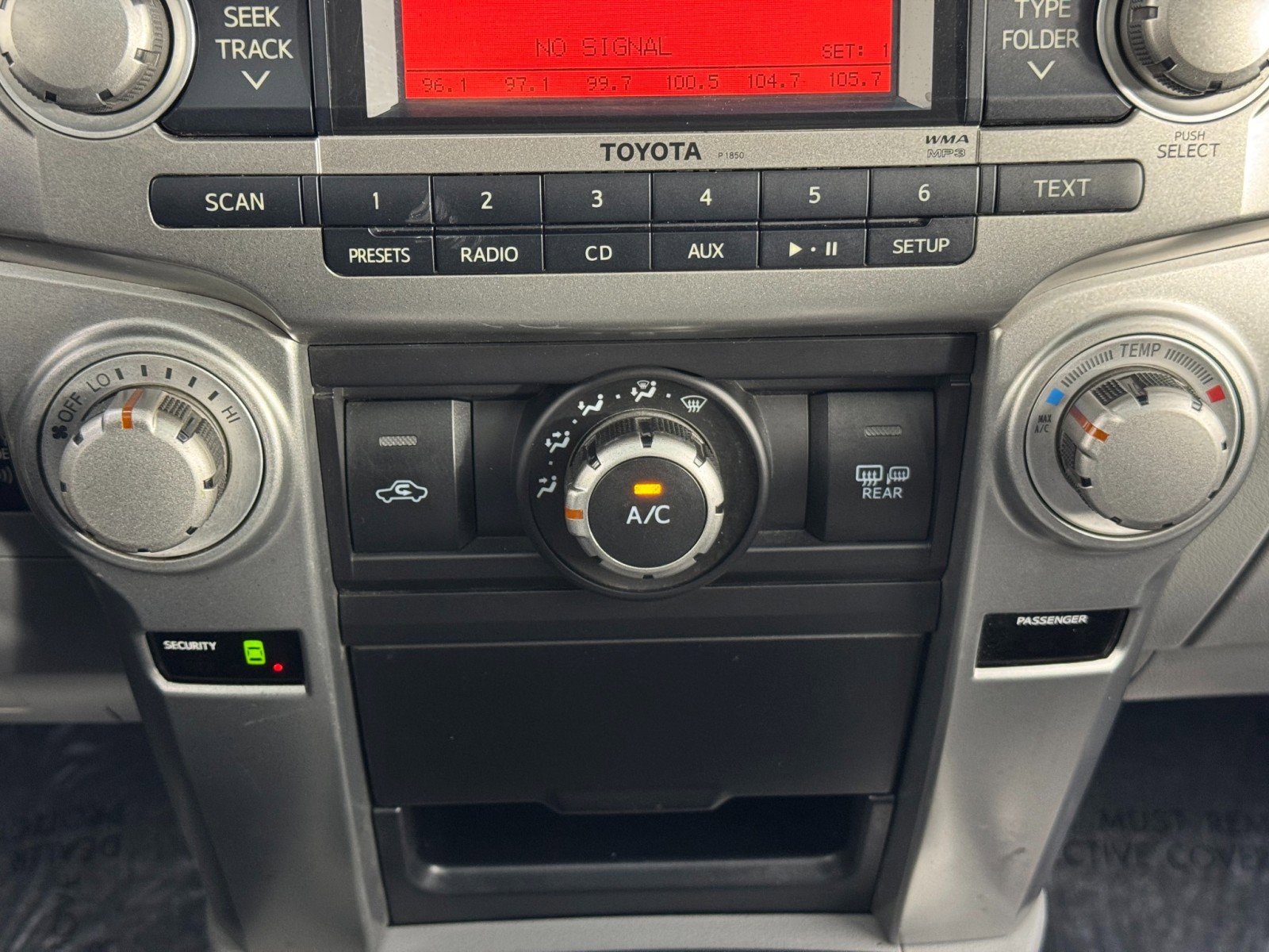 Used 2010 Toyota 4Runner SR5 image 25