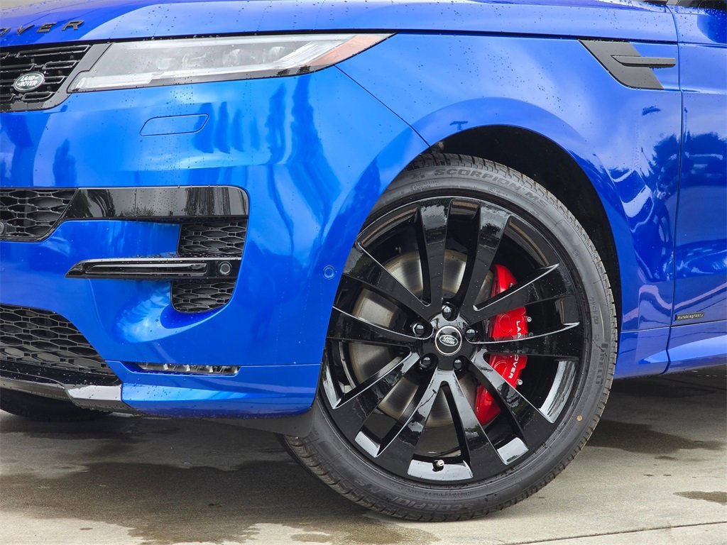 New 2025 Land Rover Range Rover Sport Autobiography image 2
