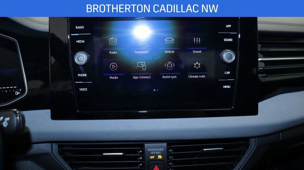 Used 2025 Volkswagen Jetta SE image 22