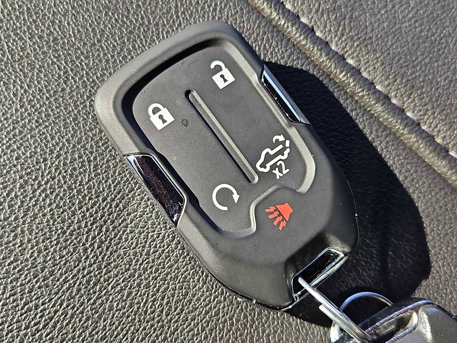 Used 2023 Chevrolet Silverado 2500 LTZ w/ LTZ Convenience Package image 33