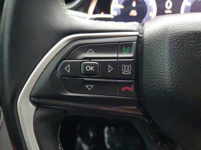 Used 2023 Jeep Grand Cherokee L Laredo RWD image 22