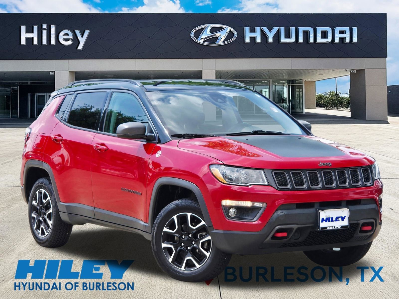 Used 2021 Jeep Compass Trailhawk image 2
