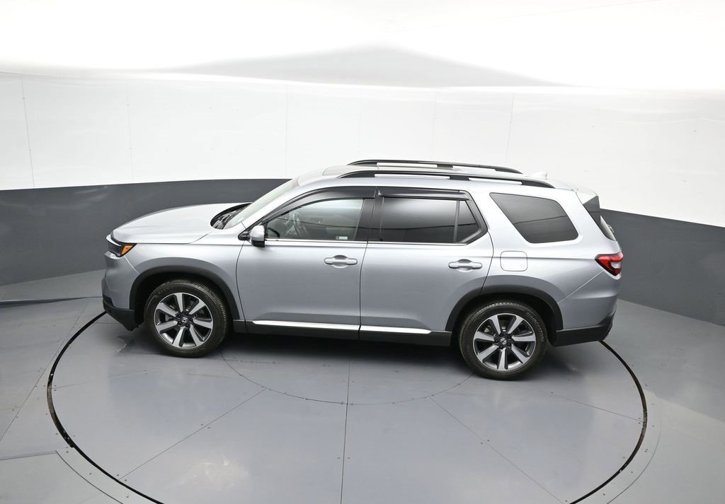 Used 2023 Honda Pilot Touring image 43