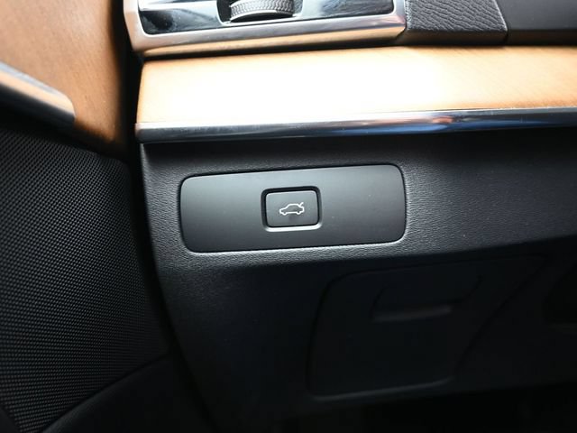 Used 2023 Volvo XC90 B6 Plus AWD/4WD image 29