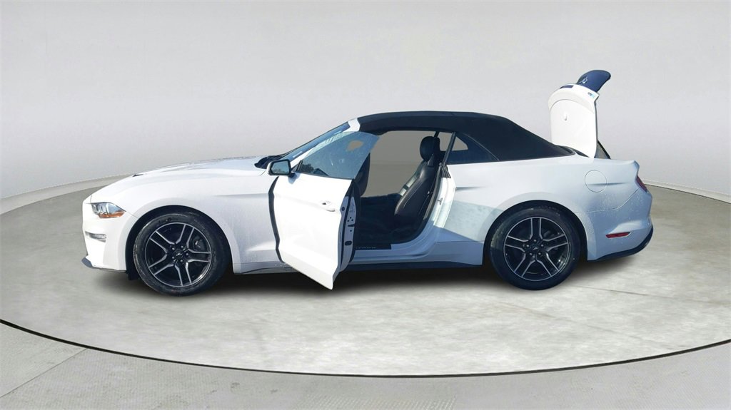 Used 2022 Ford Mustang Premium image 11