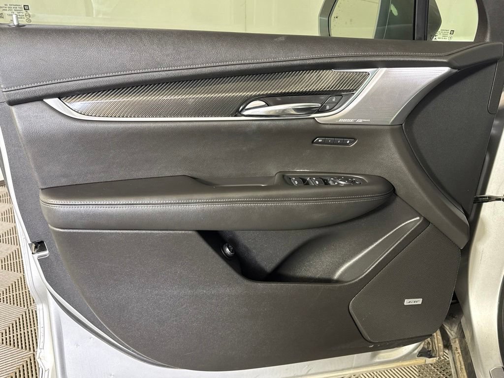 Used 2020 Cadillac XT6 Sport AWD/4WD image 32