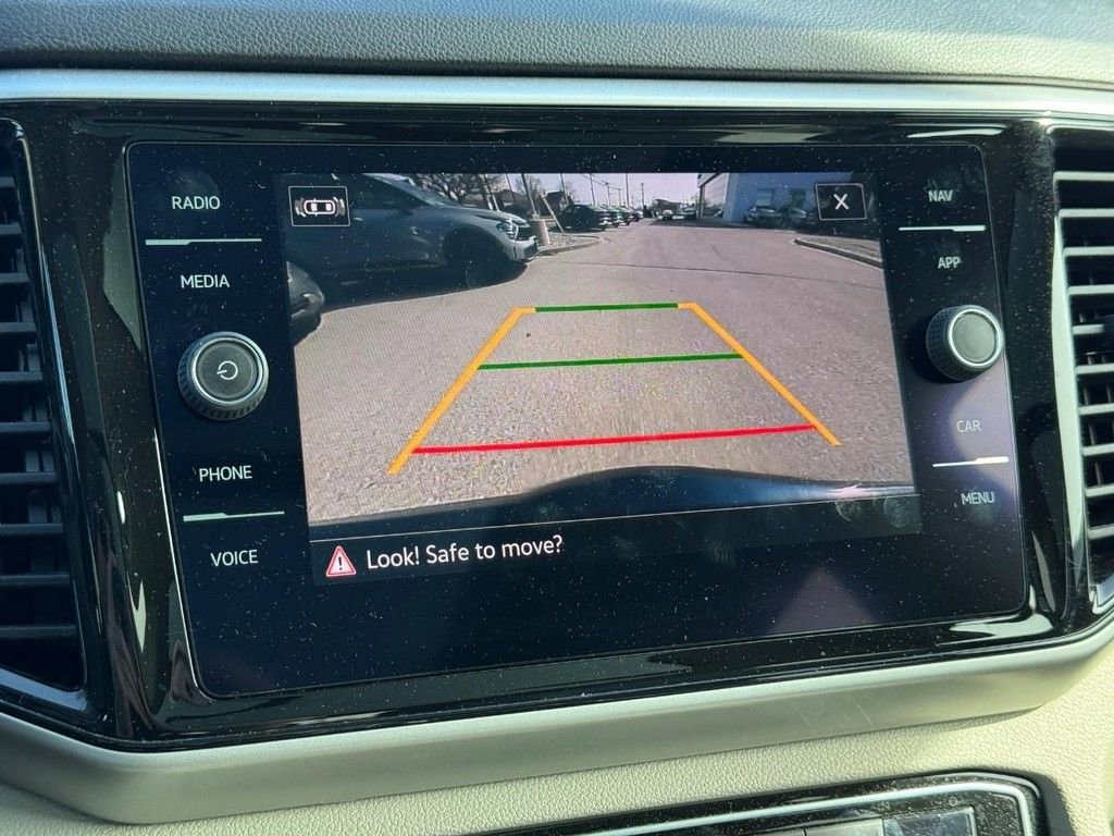 Used 2022 Volkswagen Atlas SEL R-Line image 20