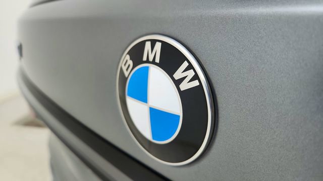 Used 2024 BMW X7 xDrive40i w/ M Sport Package image 16