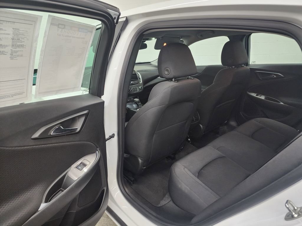 Used 2024 Chevrolet Malibu LT FWD image 23