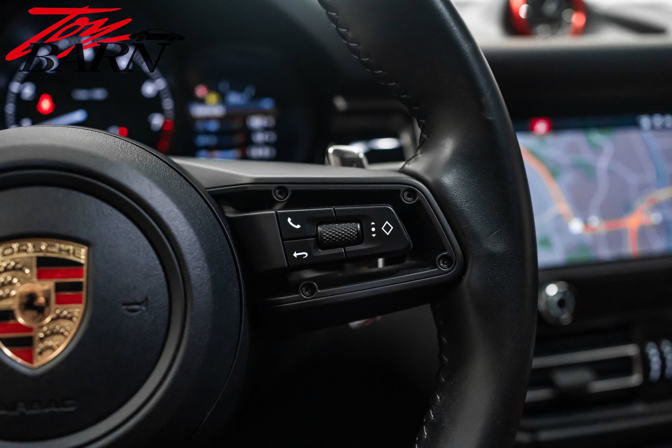 Used 2023 Porsche Macan image 29