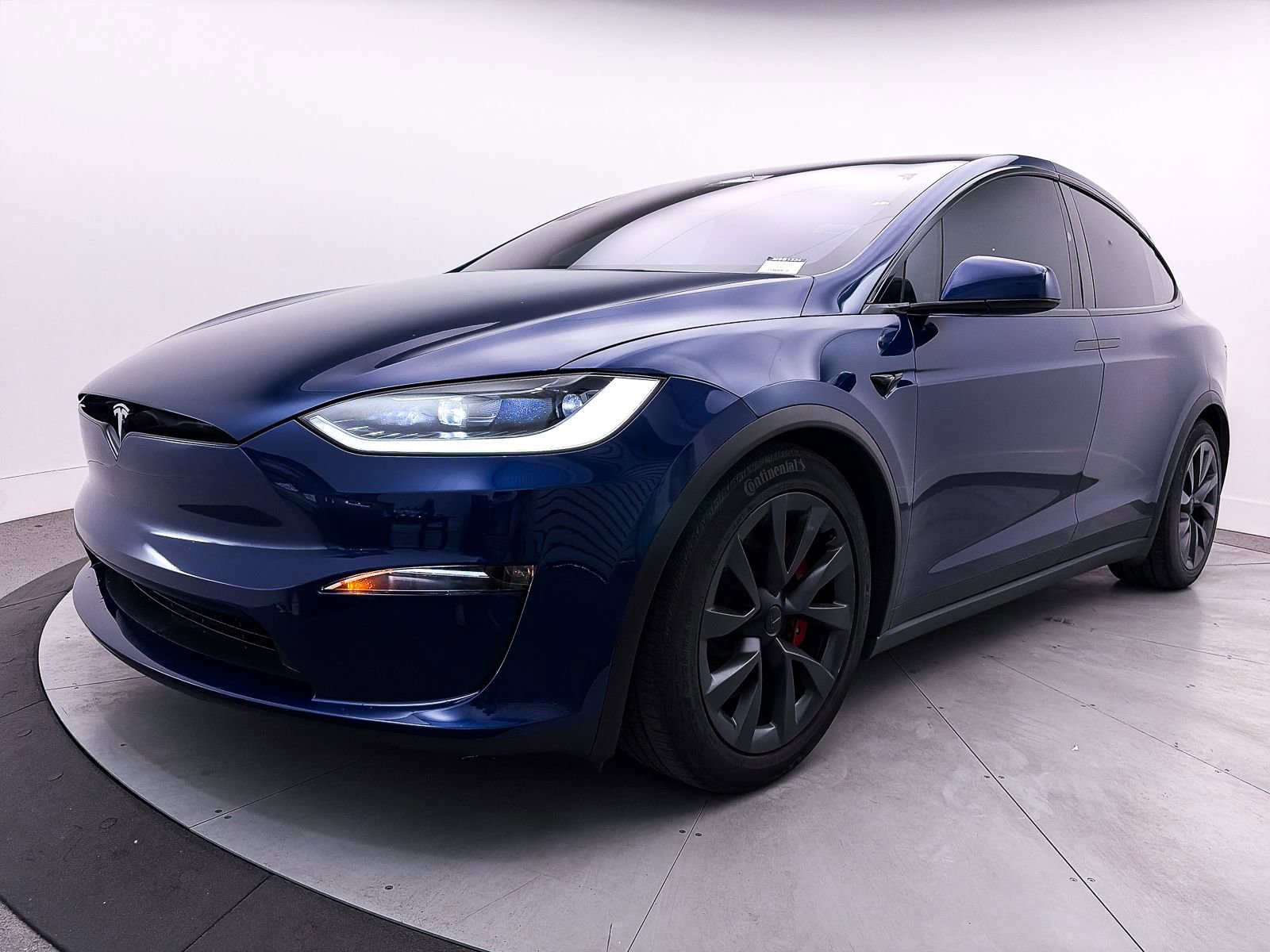 Used 2023 Tesla Model X Plaid image 11