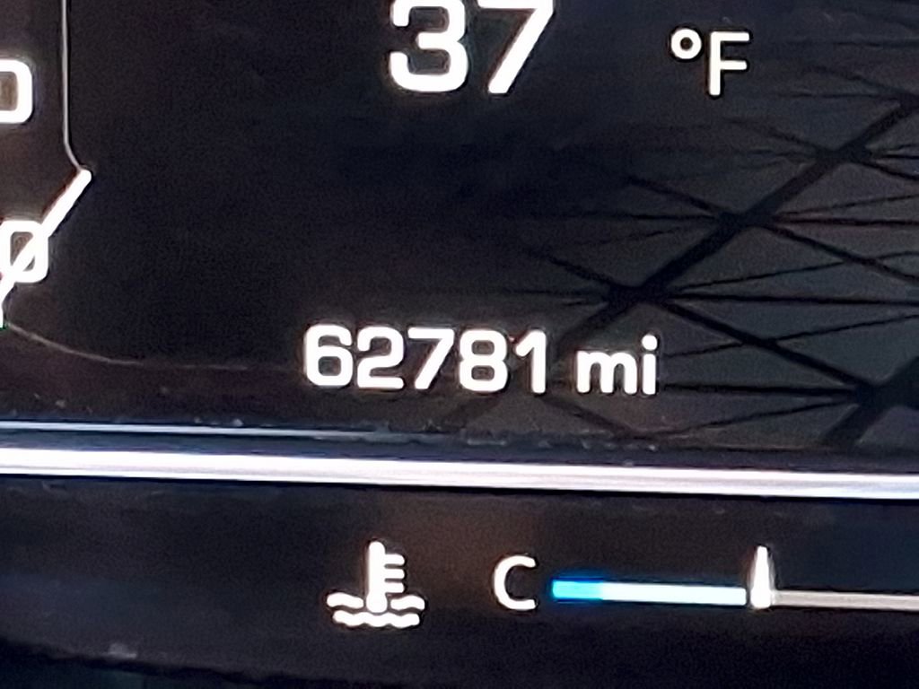 Used 2023 GMC Yukon SLT image 19