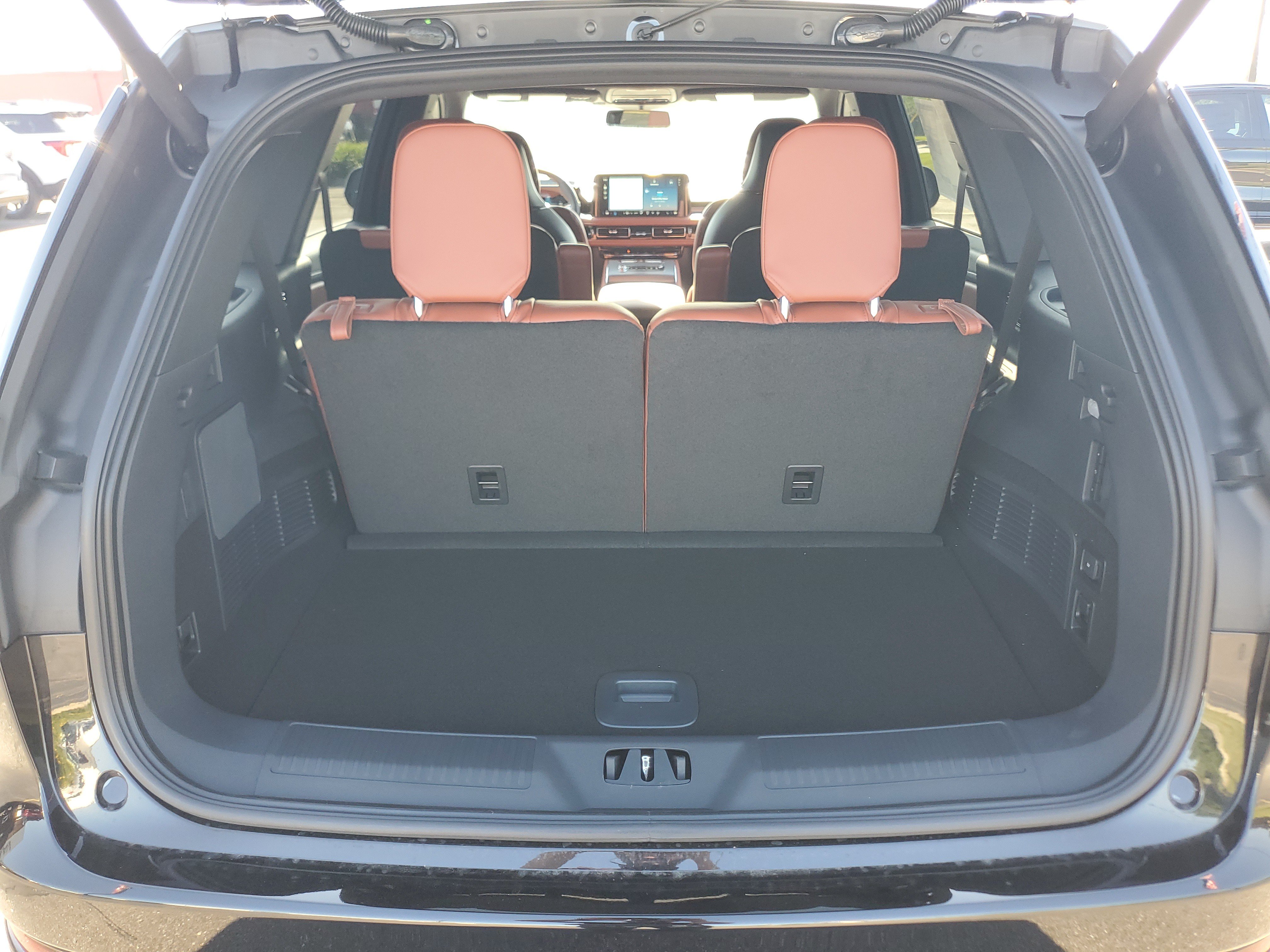 New 2026 Lincoln Aviator Reserve AWD/4WD image 28