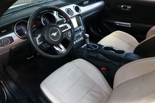 Used 2019 Ford Mustang GT Premium RWD image 6