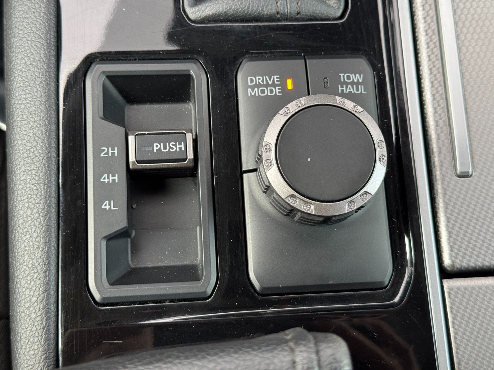 Used 2023 Toyota Sequoia Limited AWD/4WD image 33