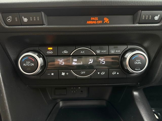 Used 2014 MAZDA MAZDA3 i Grand Touring image 12