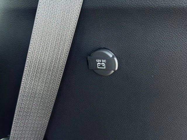 New 2027 Chrysler Pacifica Select FWD image 11