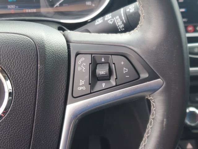 Used 2022 Buick Encore Preferred w/ Safety Package image 22