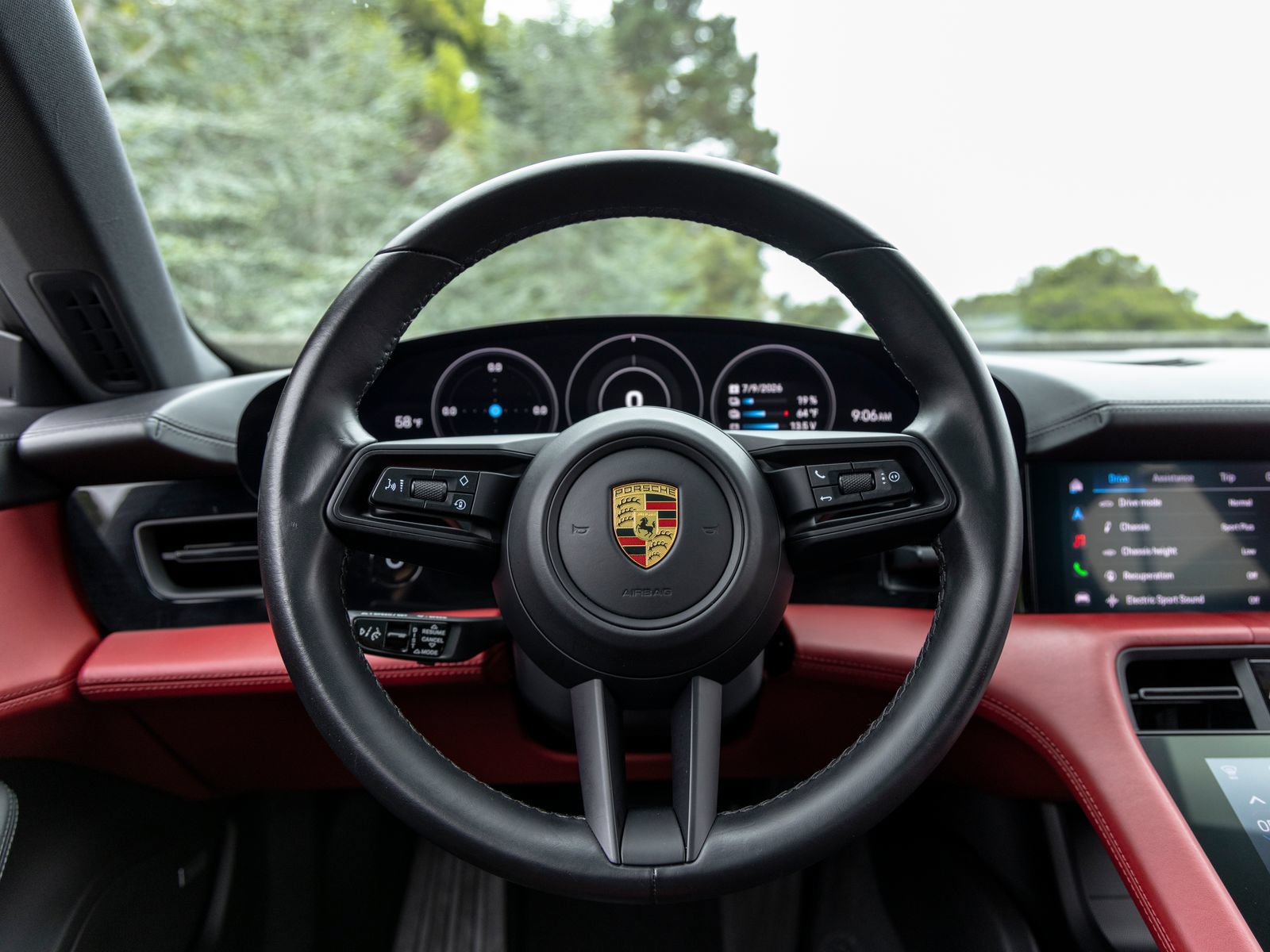 Certified 2021 Porsche Taycan 4S w/ Premium Package AWD/4WD image 29