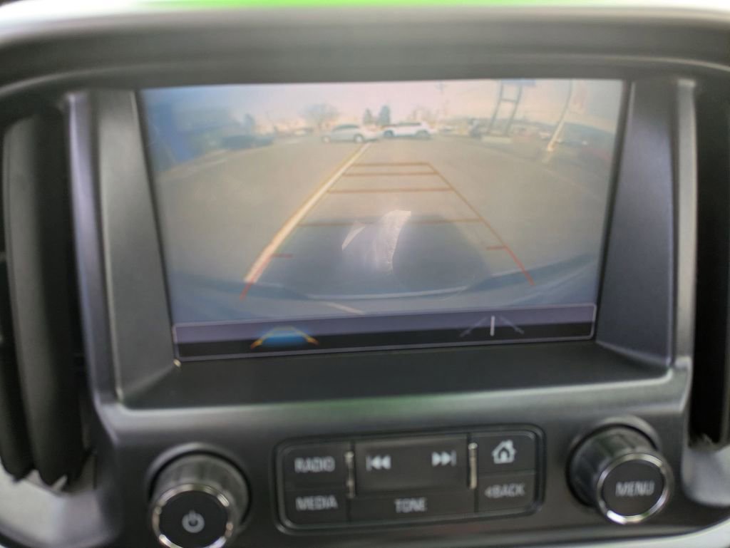 Used 2018 Chevrolet Colorado LT image 17