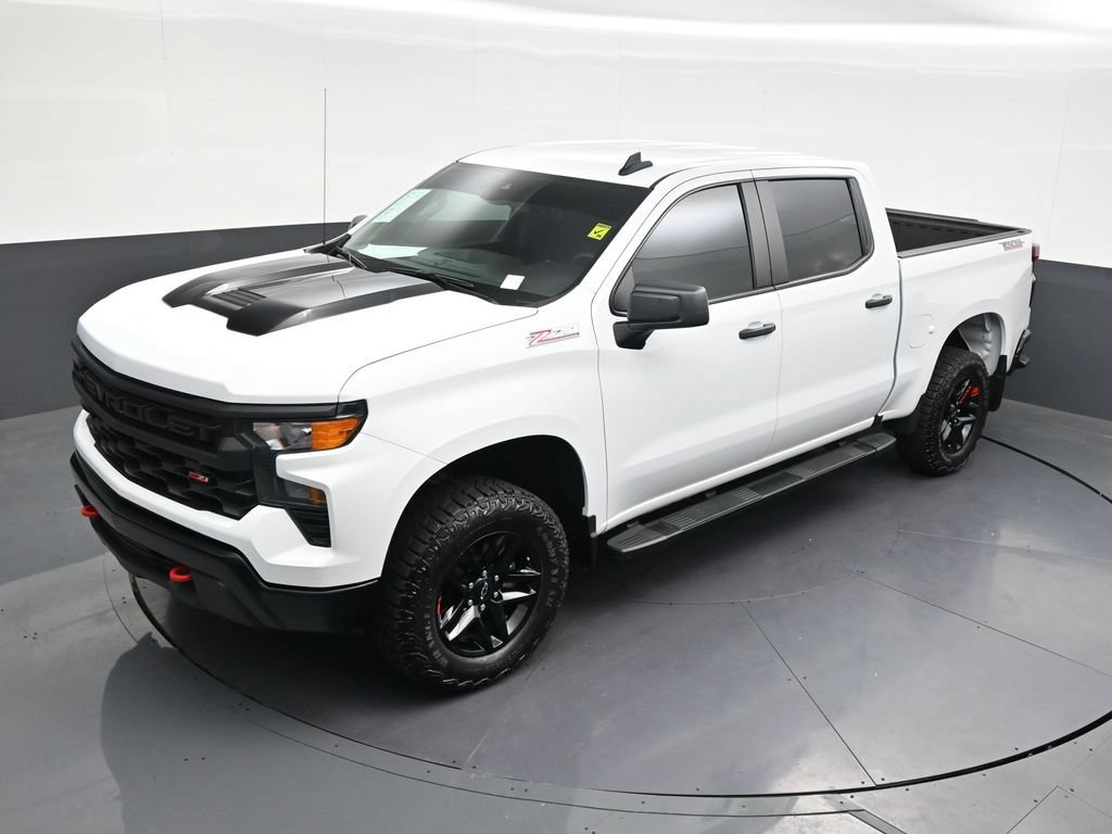 Used 2025 Chevrolet Silverado 1500 Custom Trail Boss AWD/4WD image 15